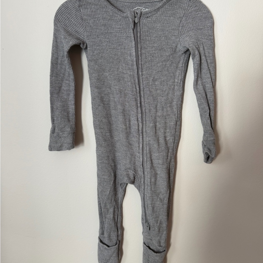Carters Gray Ribbed Zip-Up Footed Pajamas One Piece Sleeper